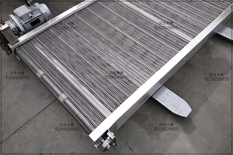 網(wǎng)帶輸送機(jī)